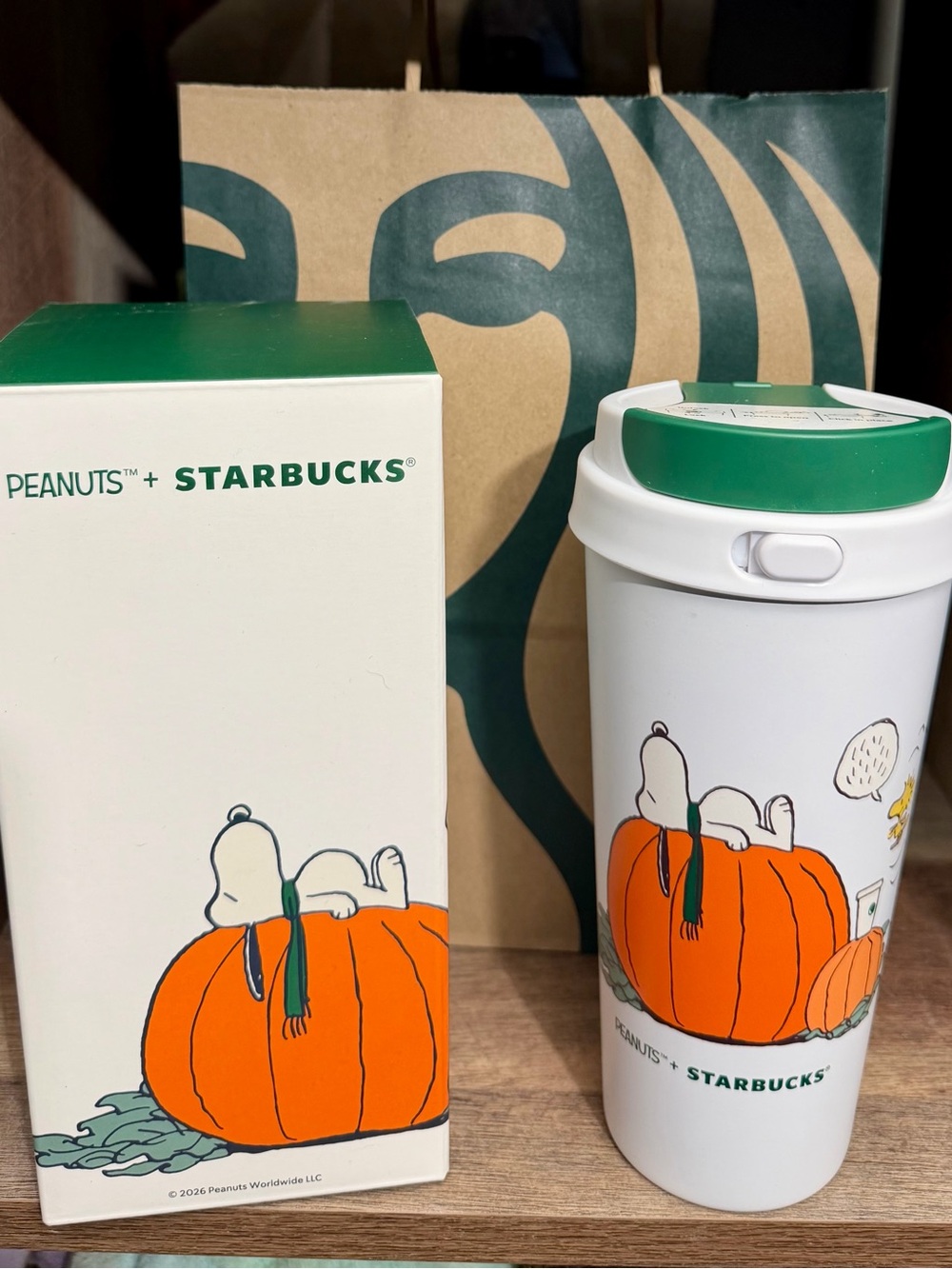 Starbucks White & Green Peanuts Snoopy Pumpkin Travel Tumbler The Great Pumpkin